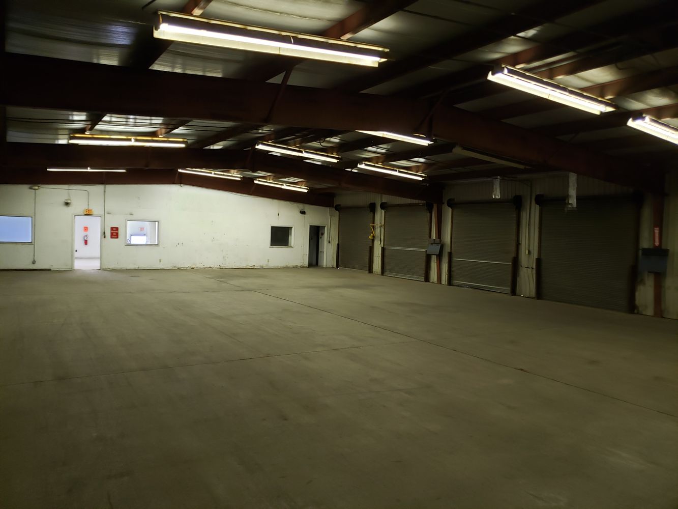 INDUSTRIAL BUILDING FOR SALE: 188 Eastgate Ct, Danville, IL 61834